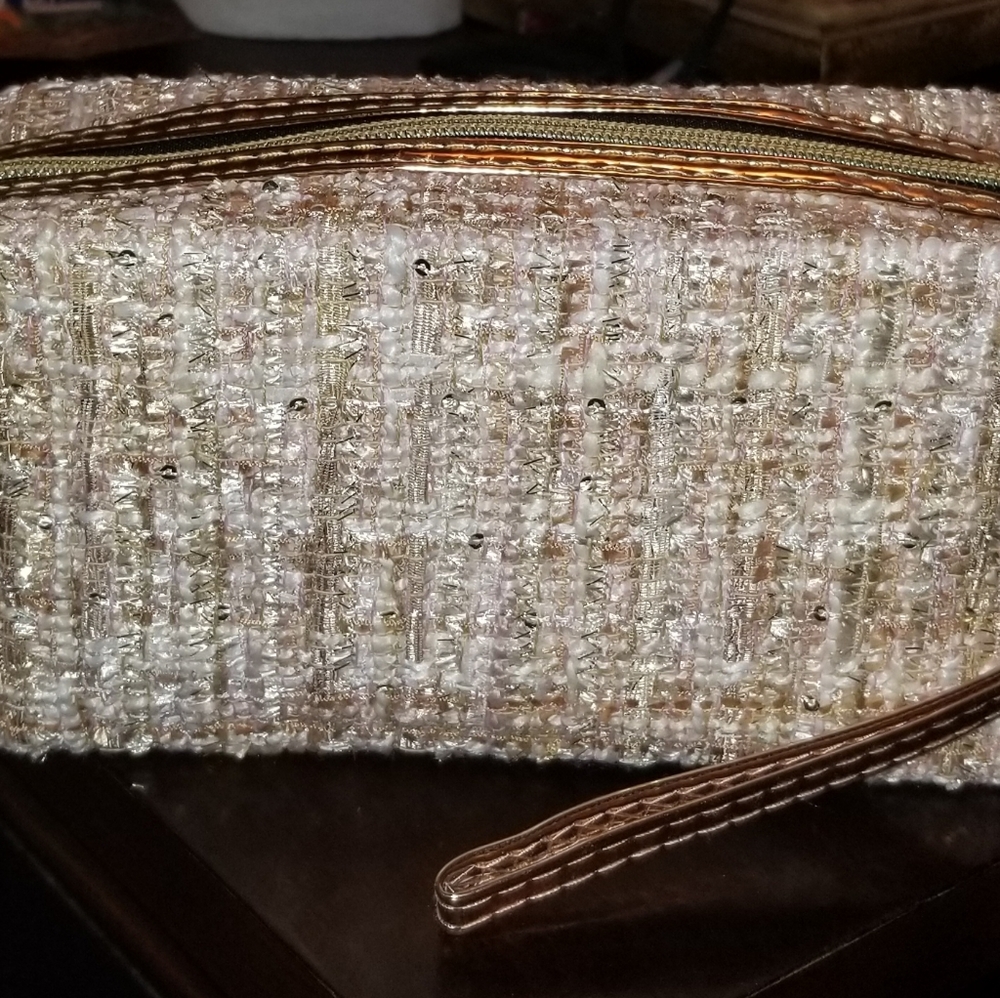 LOF Wristlet